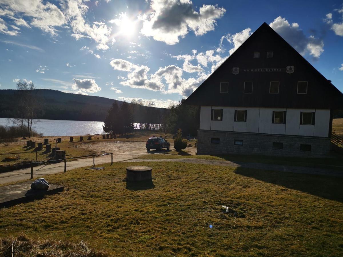 Hotel Penzion Tomy Na Plazi Frymburk Zewnętrze zdjęcie