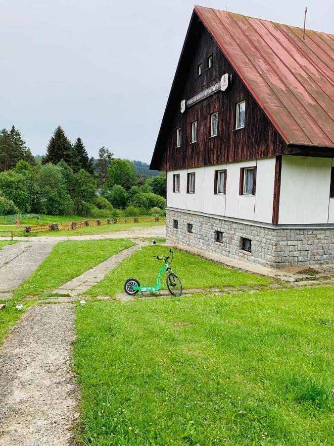 Hotel Penzion Tomy Na Plazi Frymburk Zewnętrze zdjęcie
