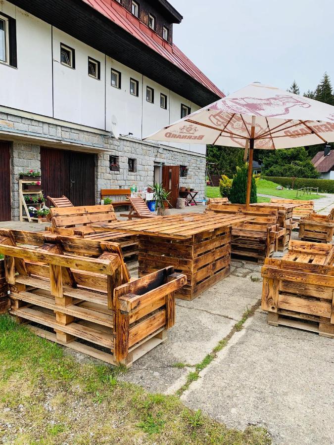 Hotel Penzion Tomy Na Plazi Frymburk Zewnętrze zdjęcie